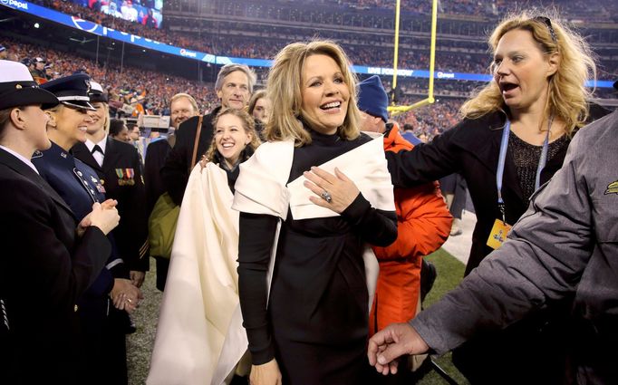 Super Bowl XLVIII: Denver Broncos vs. Seattle Seahawks - René Flemingová, který zazpívala americkou hymnu