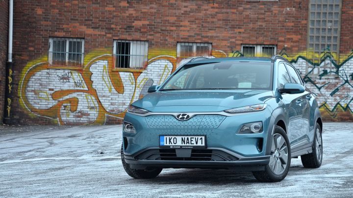 Žhavý problém elektrických Hyundai: Firma kvůli požárům vymění baterie u 82 000 aut