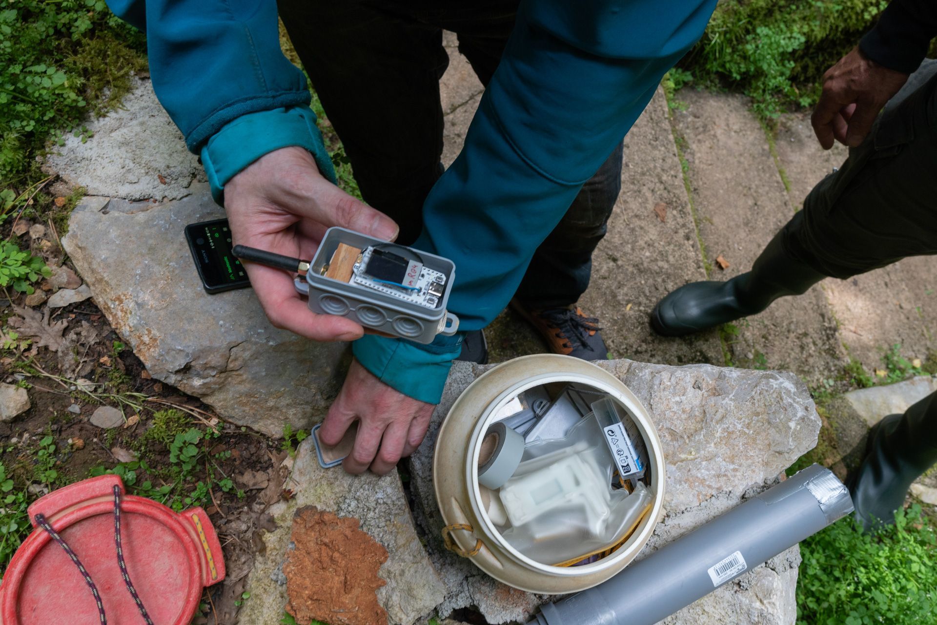 Petr Šimon Janíček: čeští speleologové zkoumají slovinskou jeskyni Kačna jama