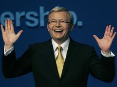Kevin Rudd přinesl do Austrálie změnu politického směru - po dvanácti letech. Poslechl také veřejné mínění v otázce Iráku