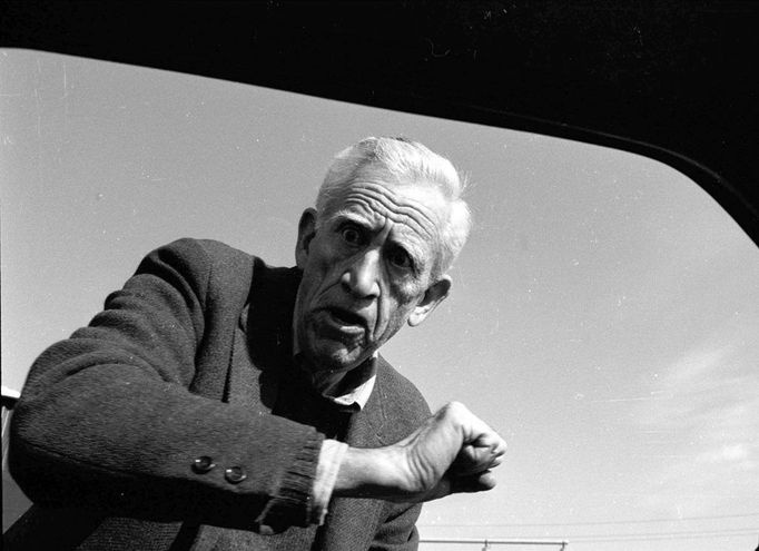 J.D. Salinger se opravdu nerad fotografoval. Snímek pochází z roku 1998.