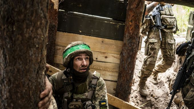 Boje pokračují. Ukrajinci mírně postupují ve třech směrech na jižní frontové linii