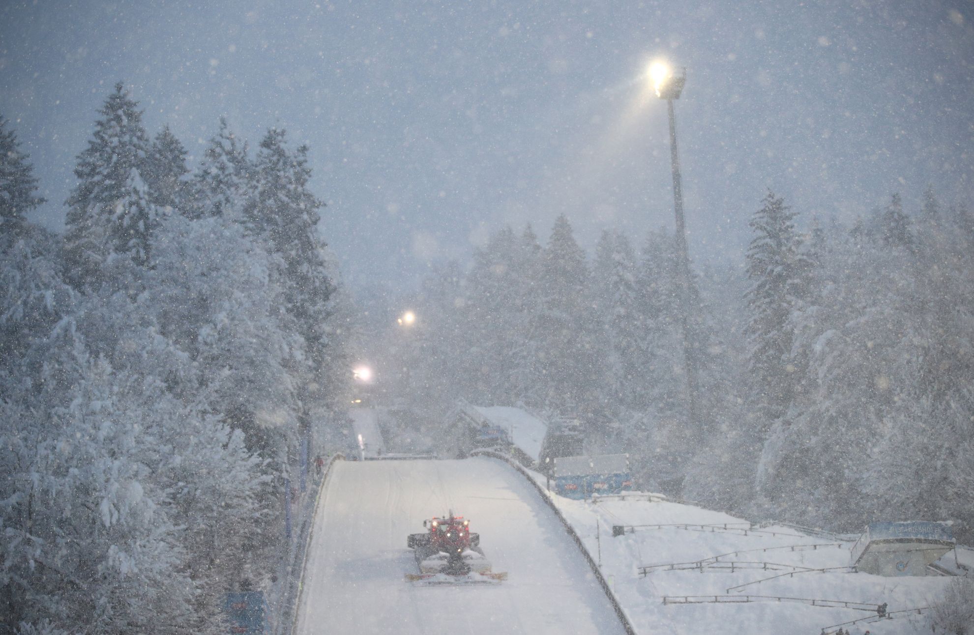 skony na lyžích, Turné čtyř můstků 2018/2019, sněžení v Bischofshofenu