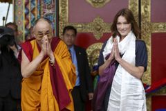 Dalajláma otevřel velký buddhistický chrám ve Francii