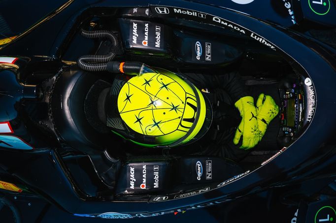 Mick Schumacher při prvním testu vozu IndyCar v Indianapolisu