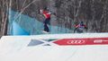 Eva Samková v závodě SP ve snowboardcrossu v Číně