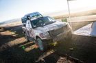 Vaculík se zastavil o pomalého soupeře, poškodil auto a na Dakaru končí