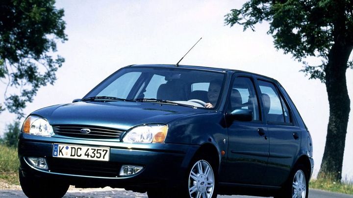 Ford se připravuje na přesun výroby z Británie, brexitem by přišel o miliardu dolarů