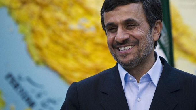 Stane se Ahmadínežád prvním íránským dobyvatelem vesmíru?
