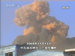 Čínský Harbin po výbuchu v nedaleké chemičce.