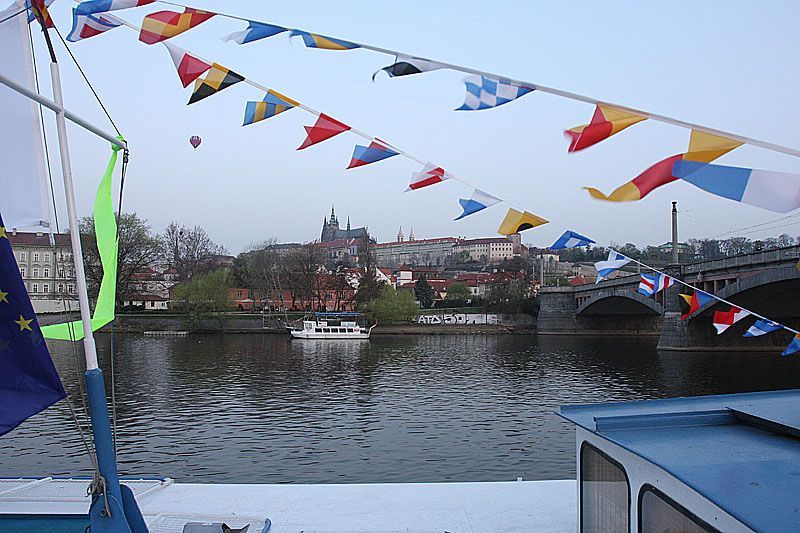 Balón startuje z lodě