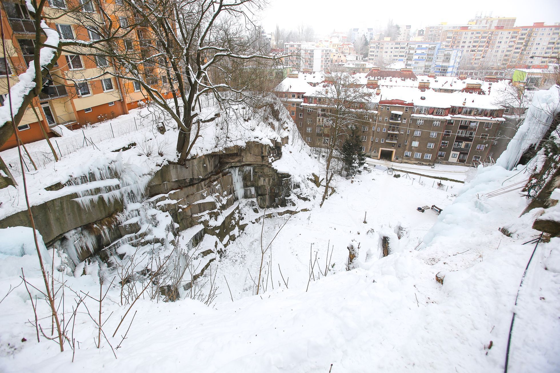 Umělá ledová stěna v Liberci