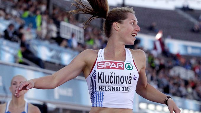 Eliška Klučinová na český rekord nedosáhla
