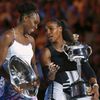 Serena a Venus Williamsovy ve finále Australian Open 2017