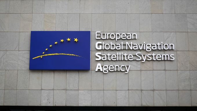 Sídlo GSA (European GNSS Agency).
