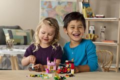 Ozdobte s námi největší LEGO vánoční strom ve střední Evropě