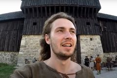 "From zero to hero." Přemysl Oráč 2.0, bájný kníže jako král sociálních sítí