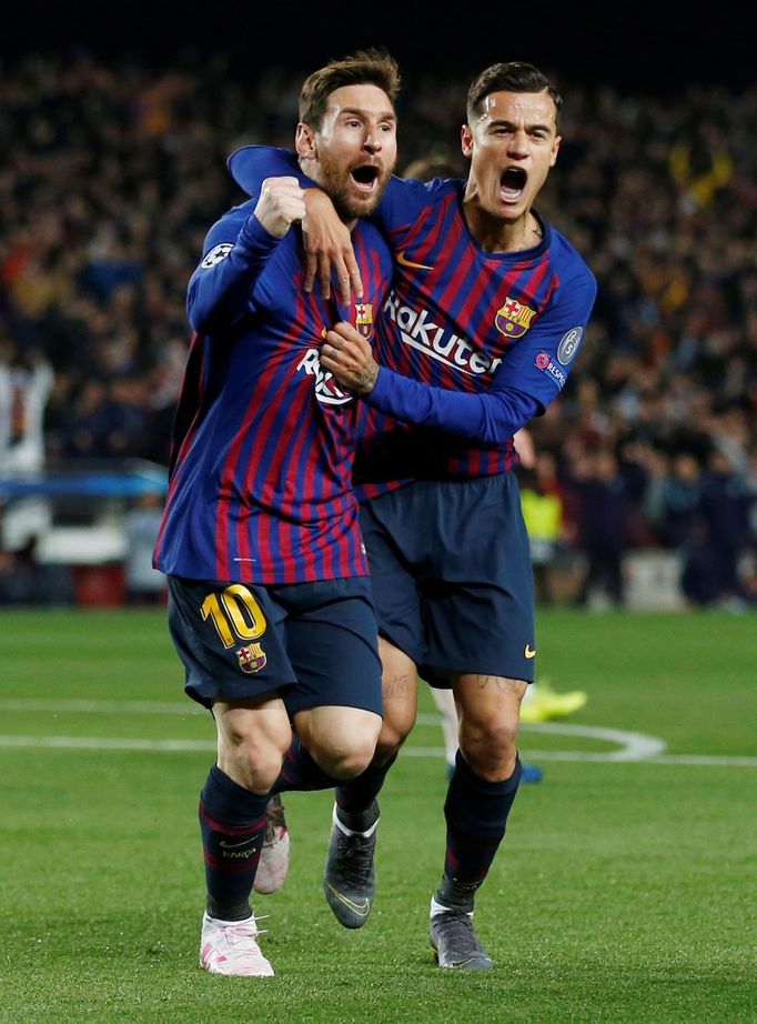 Soccer Football - Champions League Quarter Final Second Leg - FC Barcelona v Manchester United - Camp Nou, Barcelona, Spain - April 16, 2019  Barcelona's Lionel Messi cel