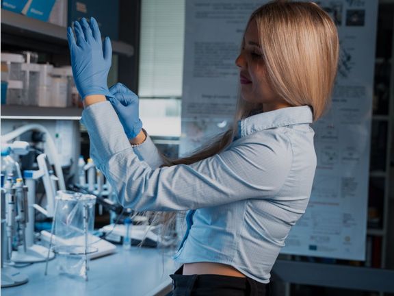 Za svým snem se nebála jít, díky tomu se už v šestnácti letech dostala na Akademii věd a absolvovala týdenní stáž v Basileji.