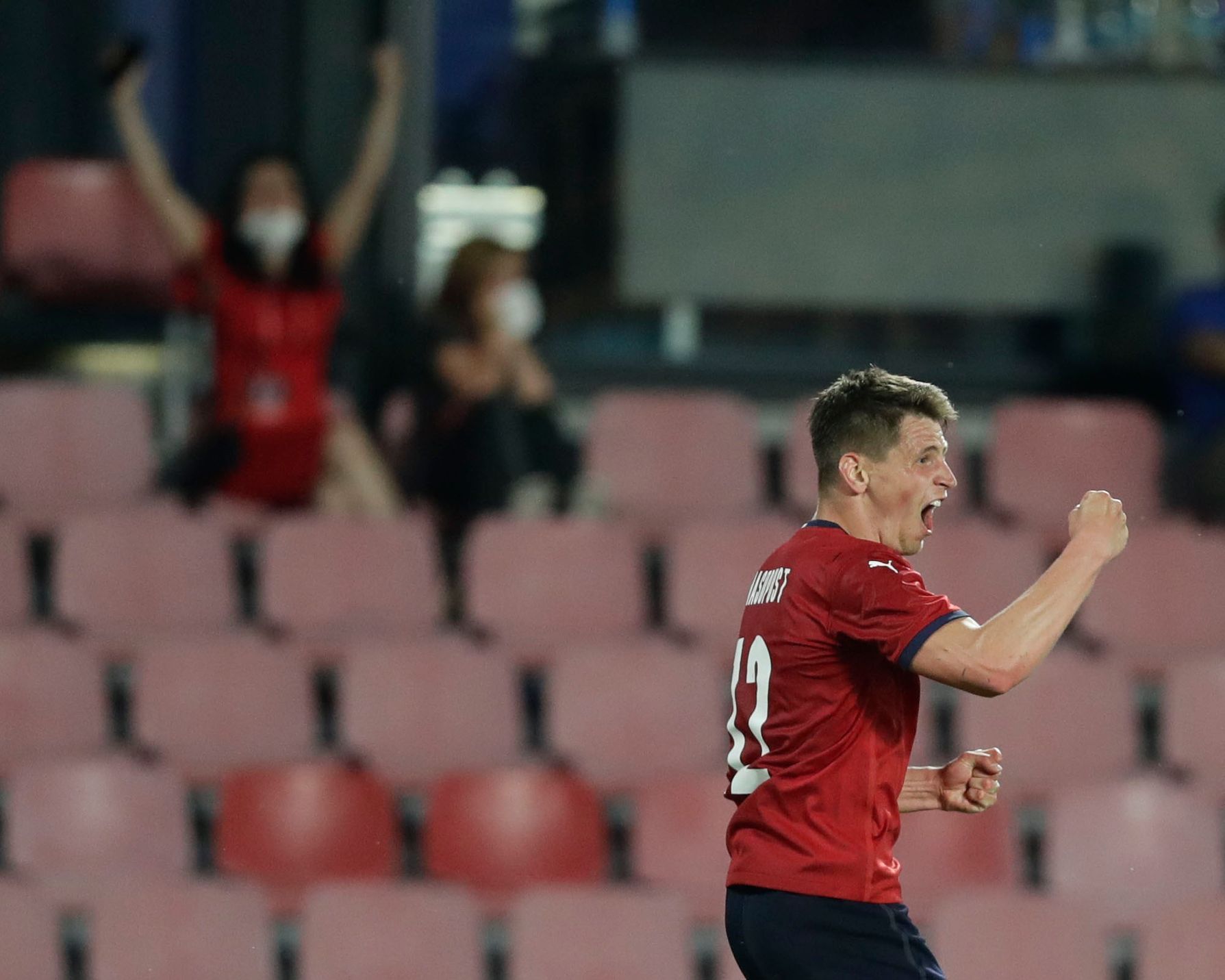 Lukáš Masopust slaví gól na 2:1 v zápase Česko - Albánie