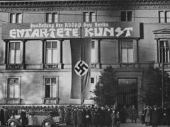 Nacistická výstava Zvrhlé umění, Haus der Kunst, Berlín. Únor 1938.