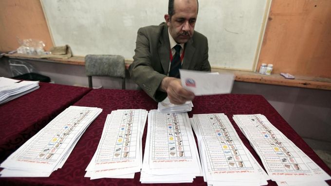 Sčítání hlasů v egyptské Alexandrii.