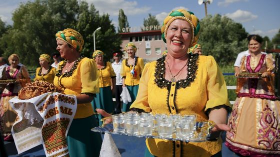 Vodka, meč i kozáci. To čeká účastníky šampionátu v Rusku