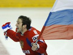 Alexander Ovečkin se letos dočkal i triumfu na mezinárodní scéně. V Kanadě získali Rusové světové zlato.