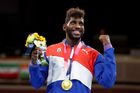 Olympijskému šampionovi se z Kuby utéct nepovedlo. Teď nesmí boxovat