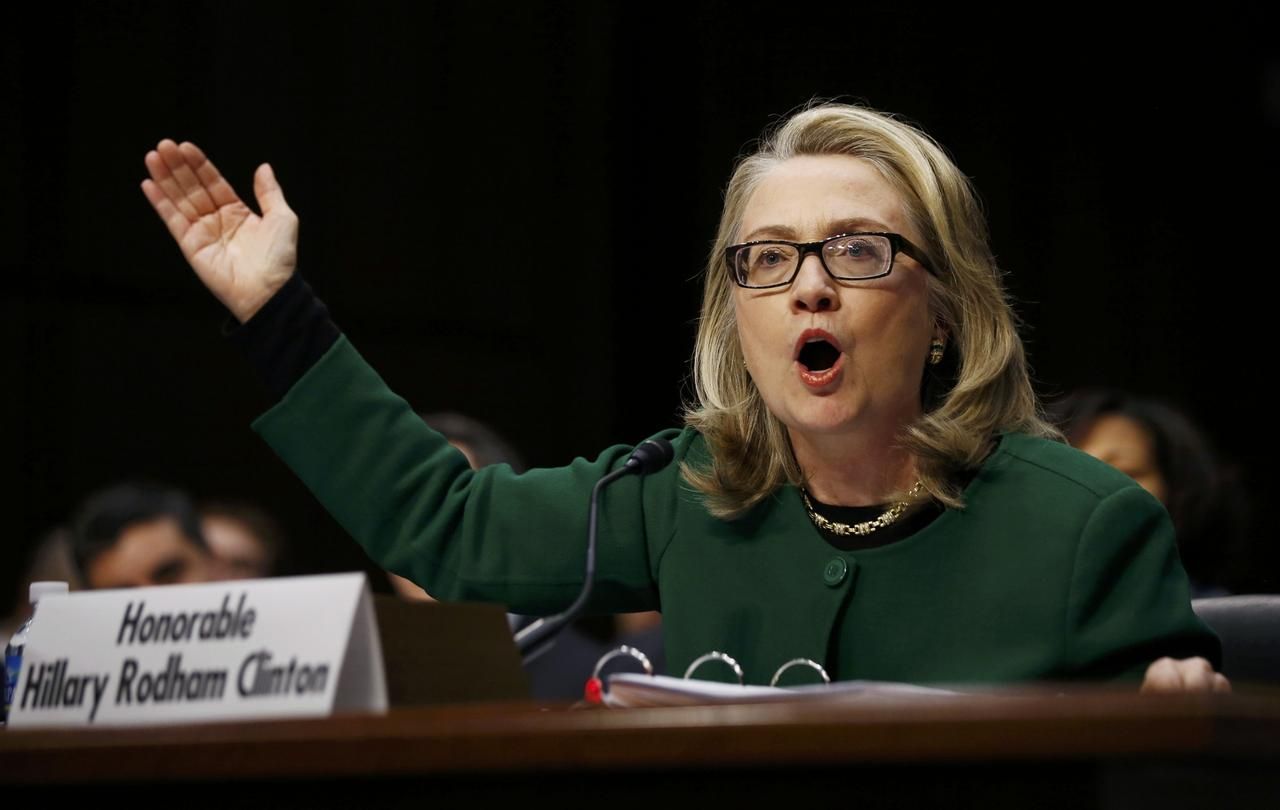 Clintonová vypovídá v Senátu kvůli útoku v Benghází