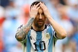 I když skóroval, odcházel nakonec hvězdný Argentinec Lionel Messi ze hřiště v Lusailu s hlavou v dlaních.