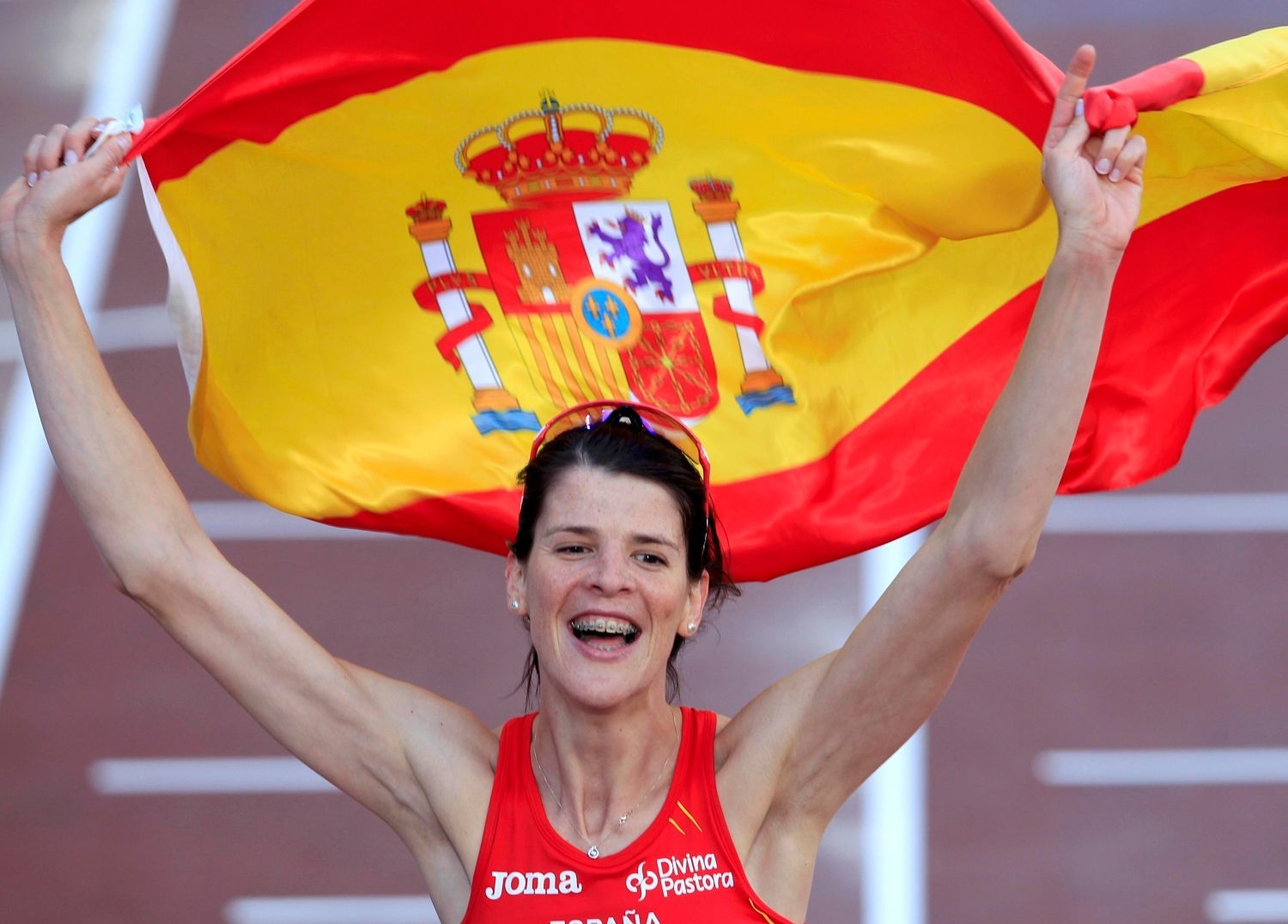 Španělská výškařka Ruth Beitiaová slaví vítězství na Mistrovství Evropy v atletice 2012 v Helsinkách.