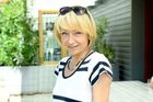 Herečka Klára Cibulková, známá ze seriálu kriminálka Anděl, vede divadlo Viola