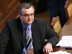 Ministr financí Miroslav Kalousek na jednání sněmovny.