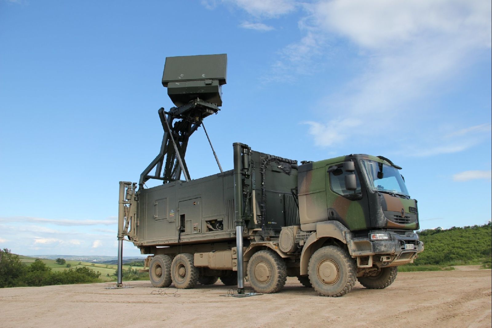 Francouzský radar Thales GM 200