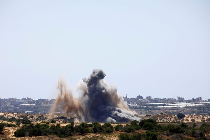 Na rakety z pásma Gaza zareagoval Izrael odvetou. (4. 5. 2019)