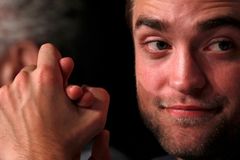 Po Stmívání Pattinson možná ovládne i Hunger Games