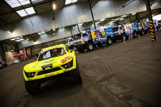 Odjezd Buggyry na Rallye Dakar 2018