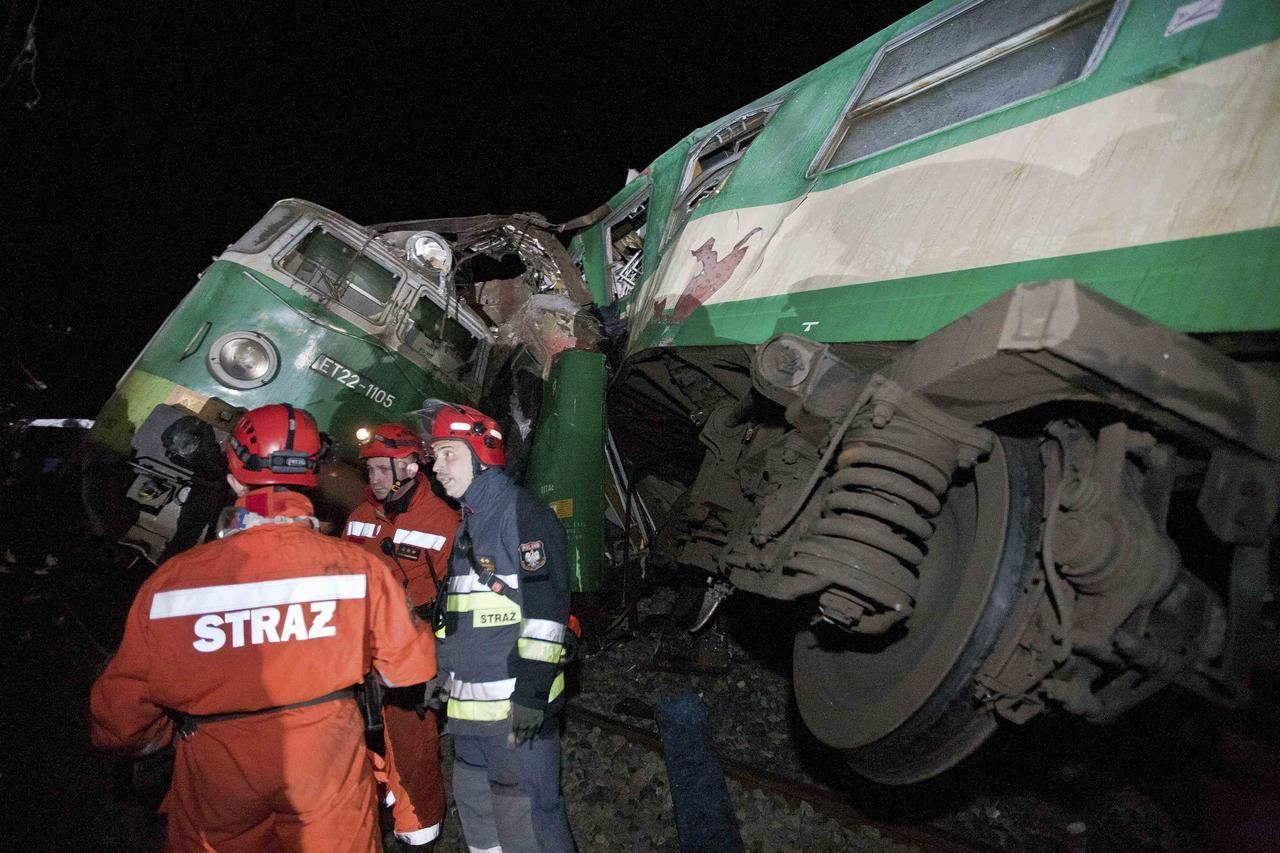 Železniční neštěstí u Szczekociny v Polsku