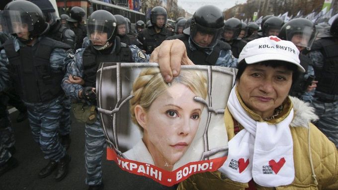 Ukrajinští podporovatelé vězněné expremiérky