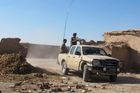 Pět českých vojáků v Afghánistánu zranil výbuch auta s trhavinou, jednoho vážně