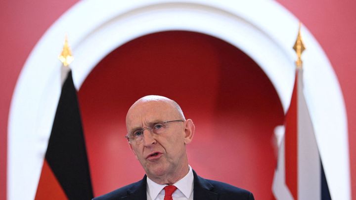 Británie zakázala Izraelcům navštěvovat prestižní vysokou školu obrany; Zdroj foto: Reuters