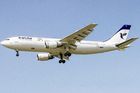 Airbus A300 společnosti Iran Air vzlétl 3. července 1988 dopoledne z letiště v Bandar Abbásu. Mířil do Dubaje.