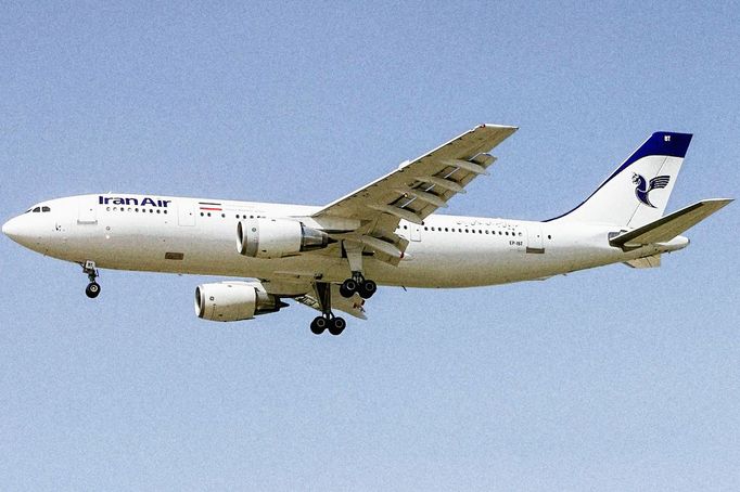 Airbus A300 společnosti Iran Air podobný letadlu, které se účastnilo tragického incidentu ze dne 3. 7. v roce 1988. Ilustrační snímek z roku 2010.