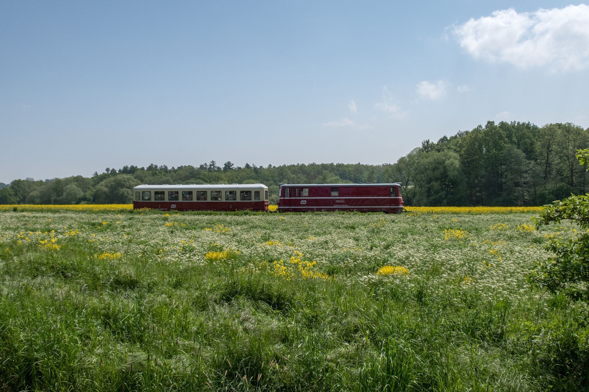 Fotografický průvodce po mizejících a zapomenutých místech českého Slezska, kniha, Ondřej Durczak, ITF, Magazín