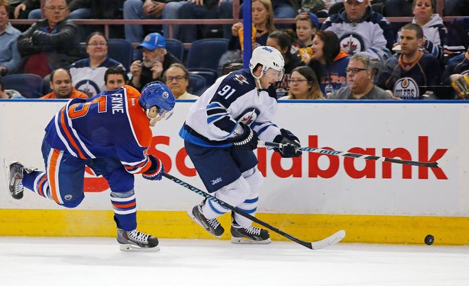 NHL: Winnipeg - Edmonton: Jiří Tlustý (91) - Mark Fayne (5)