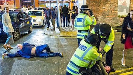 Silvestr se může zvrtnout. Zpitý pod obraz půjdete rovnou na obraz