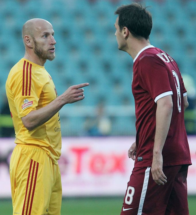 GL, Dukla-Sparta: Patrik Gedeon - Marek Matějovský (8)