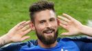 Euro 2016, Francie-Rumunsko:  Olivier Giroud slaví gól na 1:0