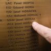 Odhalení pamětní desky Čechoslovákům bojujícím v RAF na památníku na Klárově v Praze